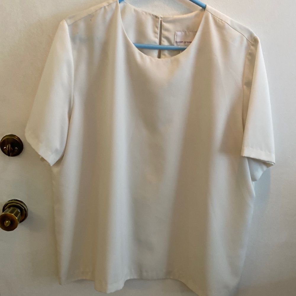 Susan Graver short sleeve blouse